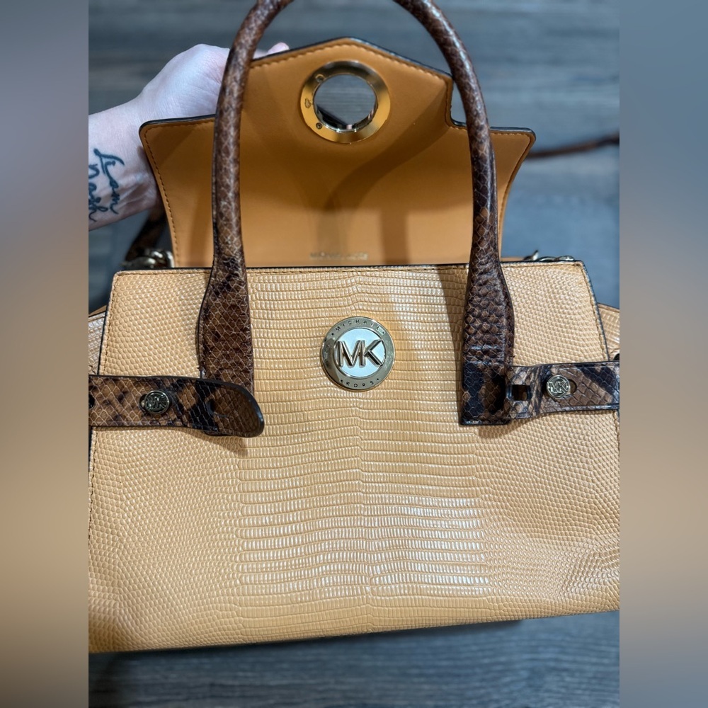 Michael Kors Carmen Small Flap Satchel Cider Multi Embossed Leather Bag - Picture 5 of 16